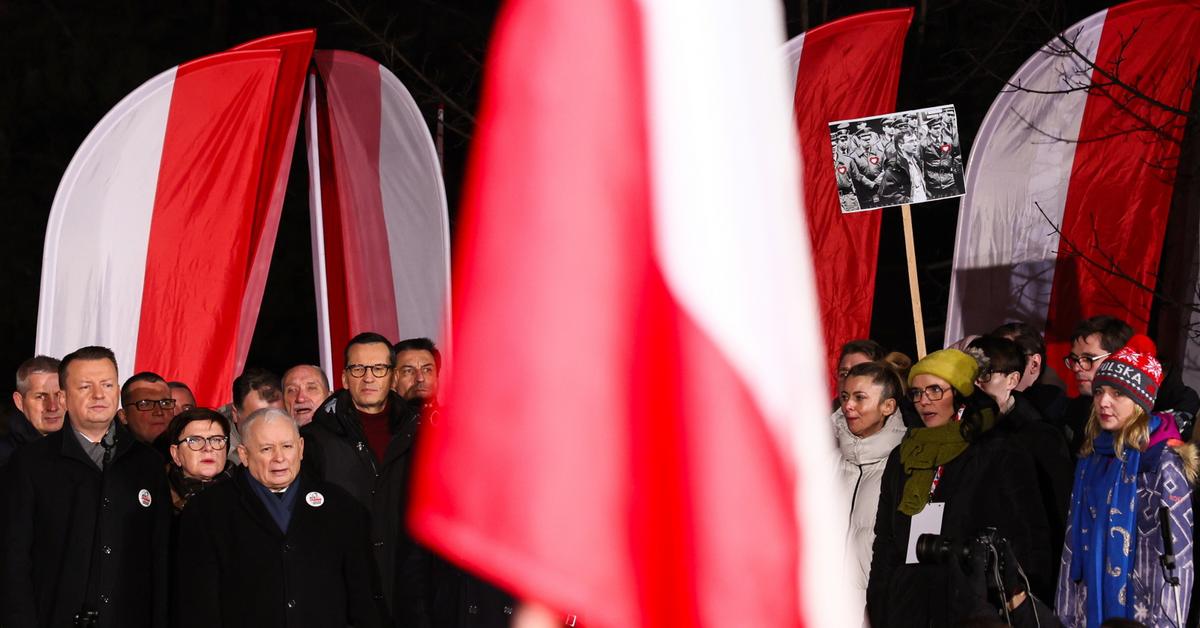  Prezes PiS: Bo to nie jest polska władza, to jest władza niemiecka. Przemówienie podczas Protestu Wolnych Polaków 