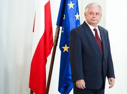 Oskarżyli grajka o znieważenie prezydenta