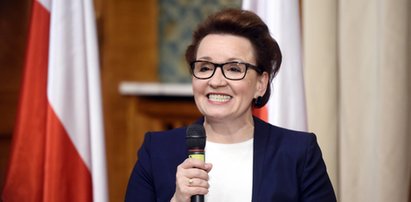 Ile kosztował nowy uśmiech minister Zalewskiej? Nawet kilkanaście tysięcy