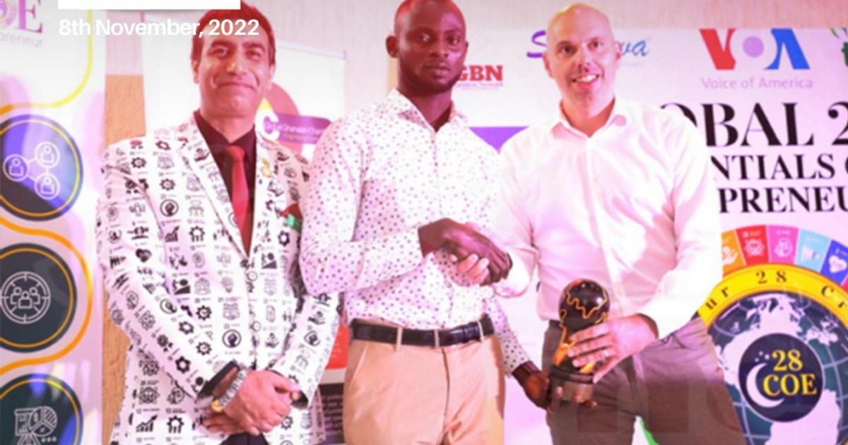 Ghanaian taxi driver who returned GHC8,400 left in his car wins international award - Vimarsana News