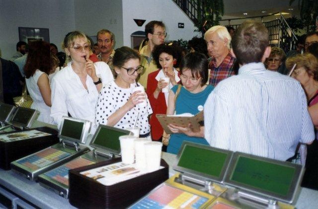 Otwarcie restauracji McDonald's w Warszawie