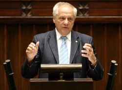 "Kurtyka niedługo pozostanie szefem IPN"