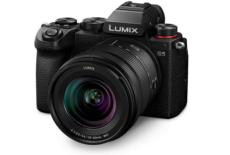 Panasonic Lumix S5