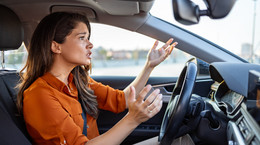 ¿Las mujeres son las peores conductoras? Los investigadores saben quién se distrae más fácilmente