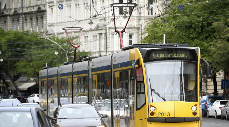 Tömegverekedés volt a 4-6-os villamoson, megszólalt a rendőrség / Fotó: MTI - Bruzák Noémi 