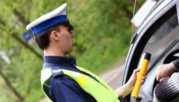 Agentom CBŚ ukradziono samochód. Policja szuka zguby