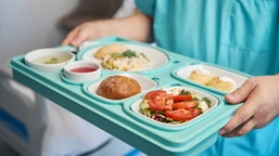 rewolucja w szpitalnych posiłkach. 14 rodzajów diet do wyboru niczym w cateringach pudełkowych
