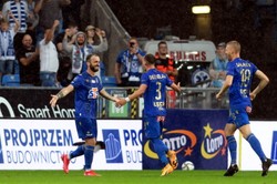 Lechia Gdańsk kolejną ofiarą rozpędzonego "Kolejorza" [WYNIKI I TABELA]