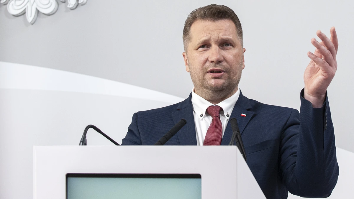 Rok szkolny 2021/2022. Przemysław Czarnek o powrocie do szkół. "Nie planujemy segregacji" - Vimarsana News