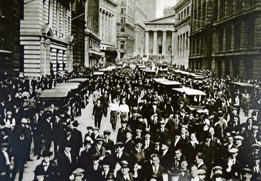 Na globalnom nivou opticaj robe je pao za 66%. Čak i zdrava preduzeća su otišla u stečaj, jer banke nisu više nikom davale kredite, plate su pale za oko 60%