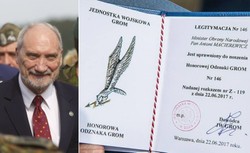 Antoni Macierewicz został honorowym GROM-owcem. Ale nie on pierwszy spośród polityków...