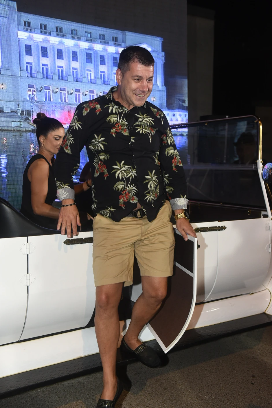 Ženi se Ivan Marinković