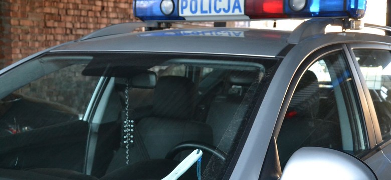 Policja ściga posła Iwińskiego za wypadek drogowy. Sprzeczne wersje