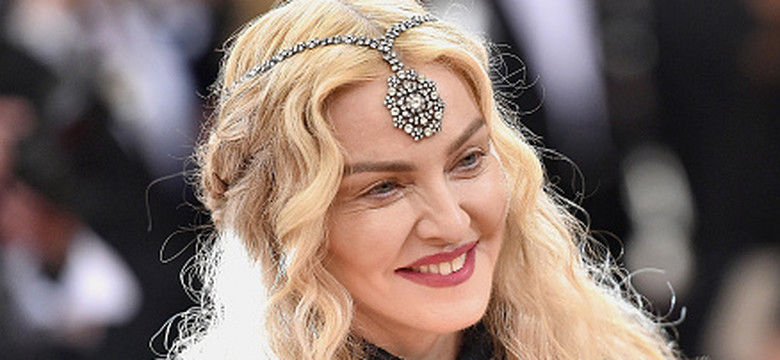 Madonna wygląda coraz gorzej. Jak się zmieniała gwiazda, która stała się ofiarą operacji plastycznych?