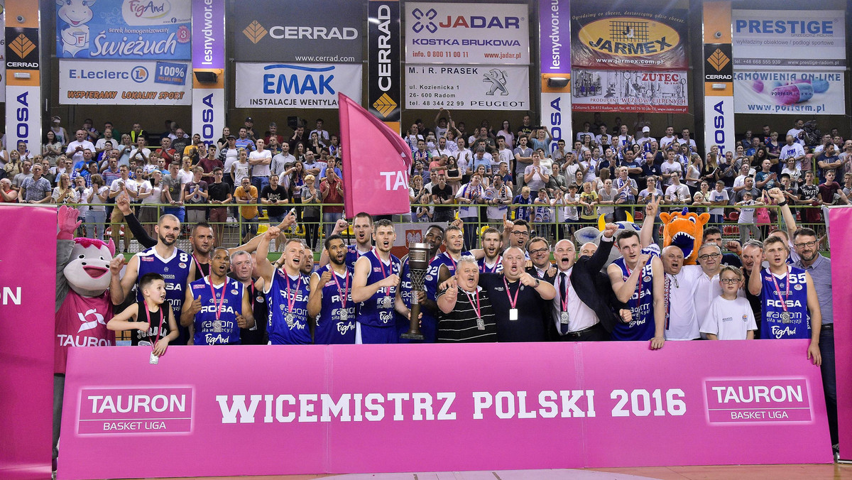 - To największy sukces radomskiego sportu zespołowego - przyznał prezydent miasta Radosław Witkowski na uroczystym podsumowaniu sezonu koszykarzy Rosy Radom. Drużyna po raz pierwszy zdobyła Puchar Polski i została wicemistrzem kraju.