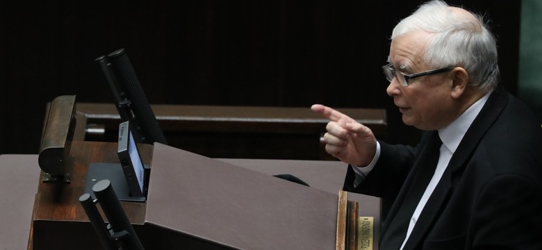 Kaczyński powinien odejść z rządu? Oto co sądzą wyborcy PiS [SONDAŻ]