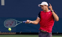 Hurkacz pokonał Tsitsipasa i awansował do ćwierćfinału turnieju w Cincinnati