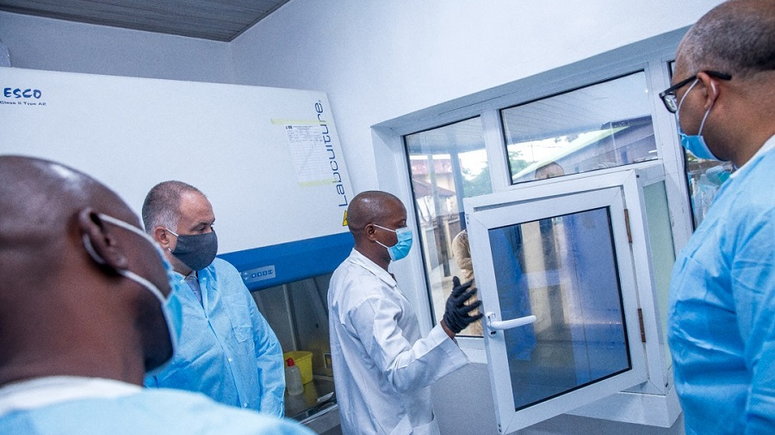 UK Government donates PCR machine to hasten Coronavirus testing in Nigeria. [TechEconomy]