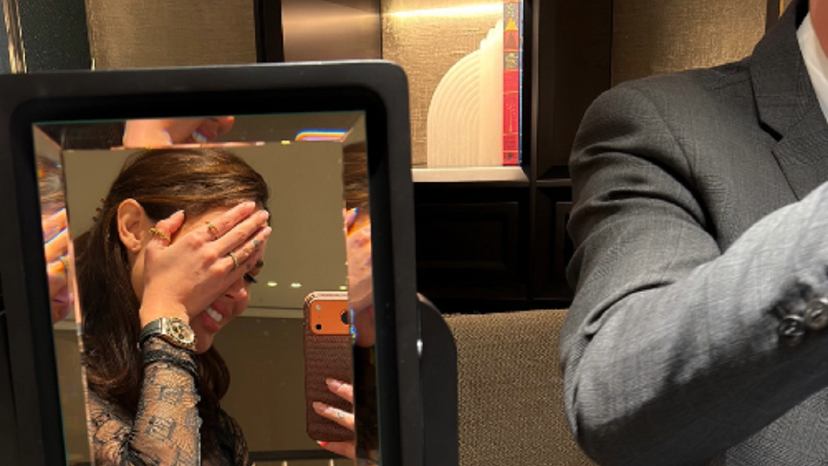 POBEDNICA SRPSKOG RIJALITIJA U EKSTAZI ZBOG POKLONA OD DEČKA Iskeširao preko 30.000 evra, sve pokazala: "Razmazio si me" (FOTO) Kép