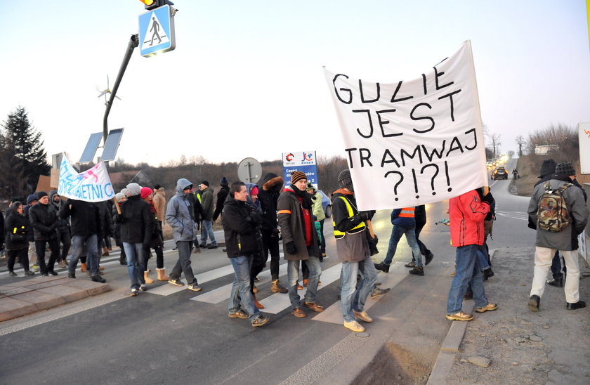 Protest mieszkańców Górki Narodowej w Krakowie 