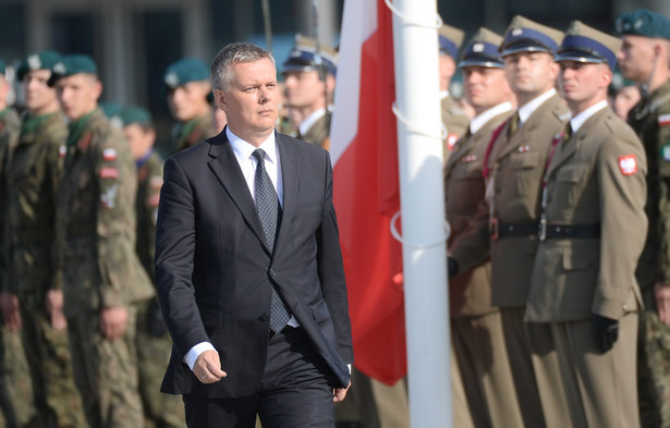 Wicepremier Tomasz Siemoniak podkreślił, że dobra współpraca militarna z Czechami i Słowakami, to konsekwencja naszej obecności w NATO