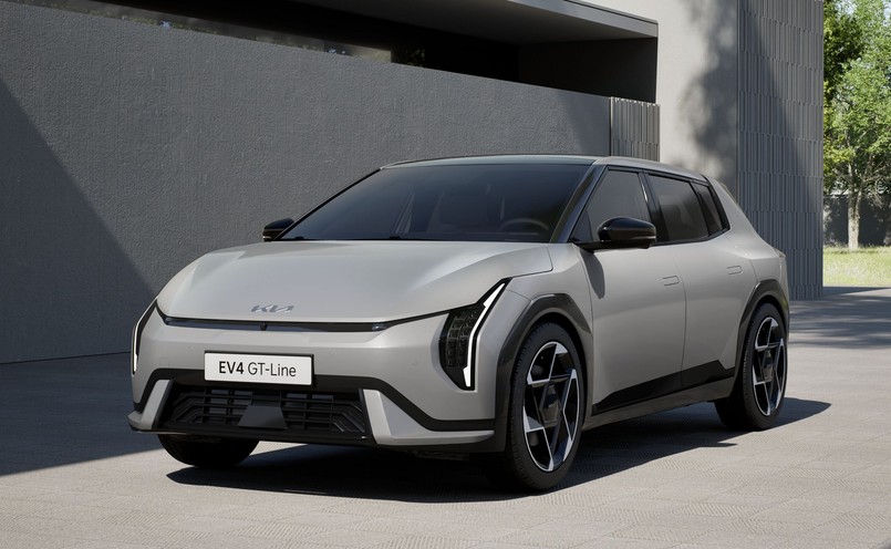 Nowa Kia EV4 GT-Line hatchback