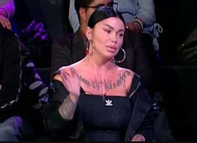 "DOBIĆE SEPSU, OVO JE STRAŠNO" Rijaliti učesnici SKLIZNUO SILIKON, Kačavenda se prepala od stravičnog prizora:"Nadam se da će je izvesti"