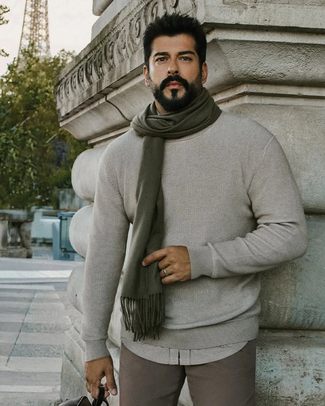 I danas se s vremena na vreme nađe u ulozi modela