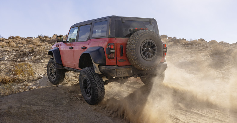 Ford Bronco Raptor auto, które idzie pod prąd trendom w