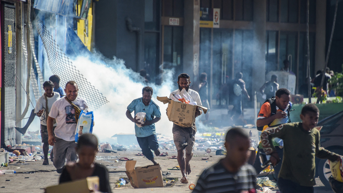 Zamieszki w Papui-Nowej Gwinei. Zginęło co najmniej 15 osób