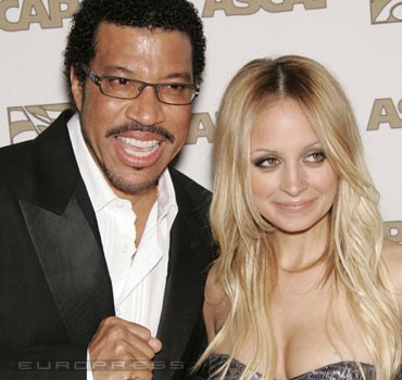 22983_39835-nicole-richie-lionel-d00013799a1ad1749d644