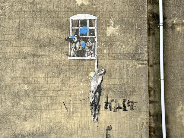 Mural Well hung lover autorstwa Banksy'ego