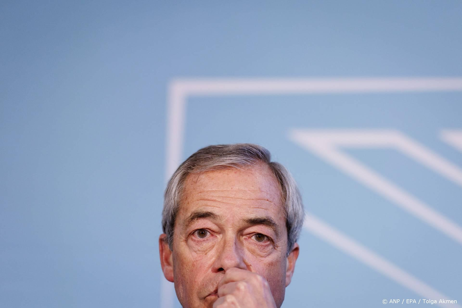 26 oud-klasgenoten eisen excuses van Farage voor racisme en antisemitisme