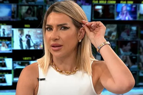 VELIKA PROMENA NA PINKU Jovana Jeremić ovog vikenda ne vodi jutarnji, oglasila se: "Snaga nije u tome koliko nosiš, nego šta odbijaš da nosiš"