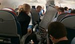 Samolot pikował w dół, stewardessą rzucało jak szmacianą lalką