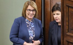 Rzeczniczka PiS: KE powinna wskazać konkretny przepis prawa UE, który rzekomo Polska naruszyła