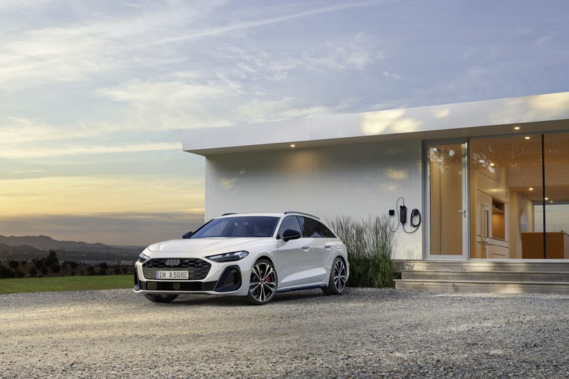 Audi A5 e-hybrid quattro