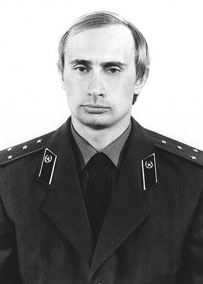 Władimir Putin w mundurze KGB, lata 80.