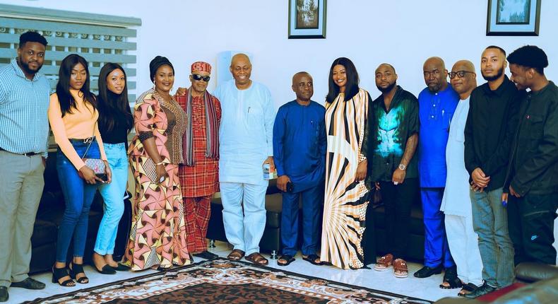 Davido's family meets Chioma's website