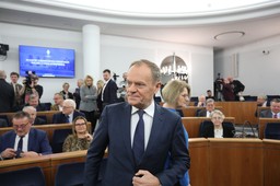 Tusk: Zakup Rafinerii Gdańskiej  zwróci się Arabom w rok. Najlepszy interes na Polsce, przez tych durniów z PiS