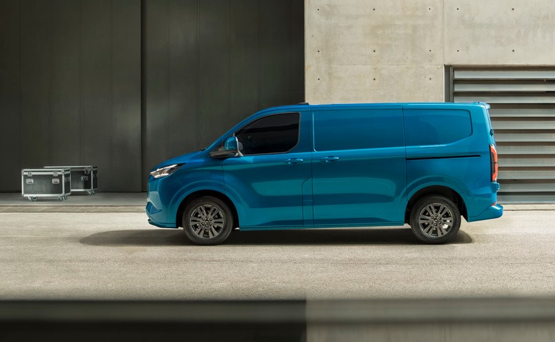 Ford E-Transit Custom