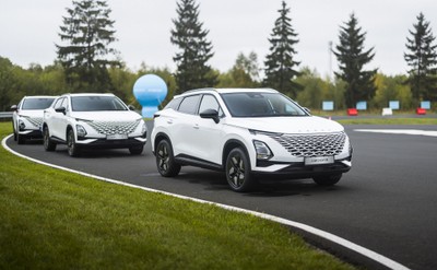 Chery zmienia plany. Przez cła fabryka w Barcelonie będzie rok później