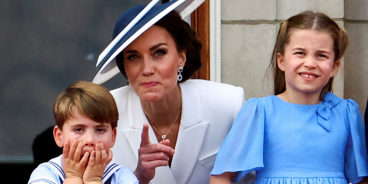 Księżna Kate uległa wypadkowi bawiąc się z dziećmi na trampolinie.