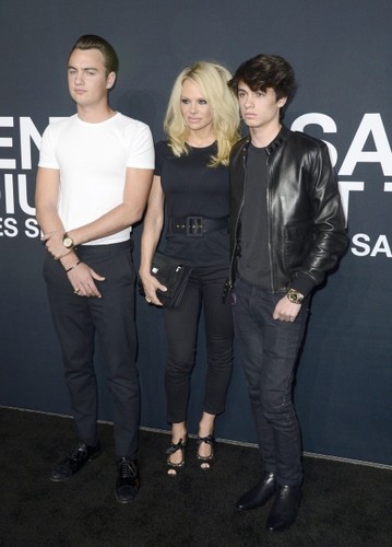 Pamela Anderson z synami