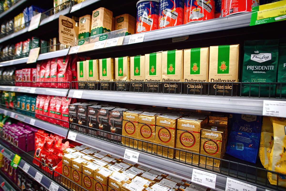 Minsk,,Belarus.,Feb,2022.,Lavazza,,Dallmayr,,Paulig,And,Other,Brands