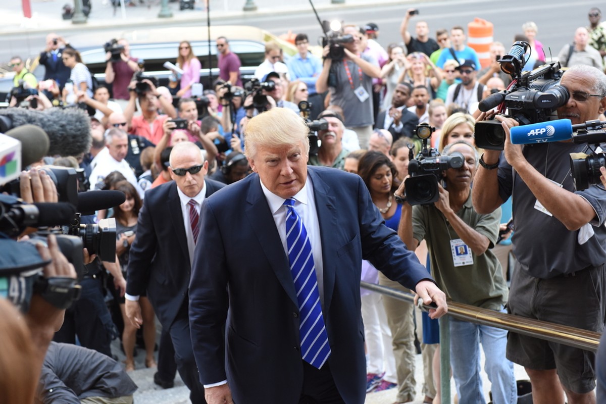 Trump wyprzedza Clinton w sondażu. Pierwszy taki wynik od miesięcy