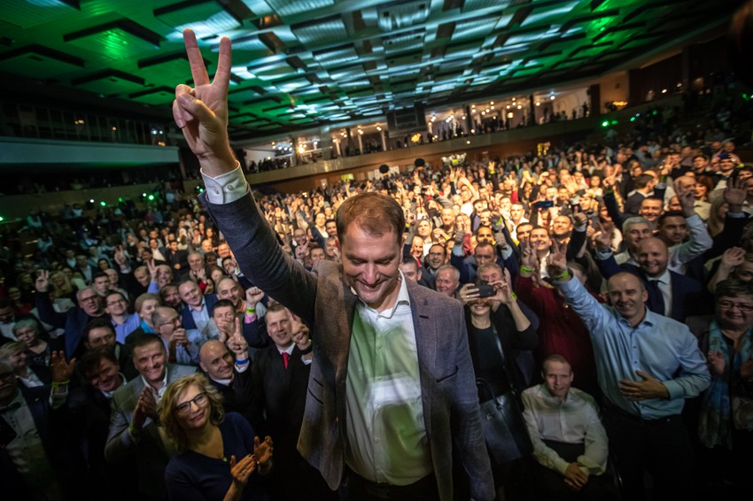 Zvali su ga šaljivdžija, a sada je favorit za premijera