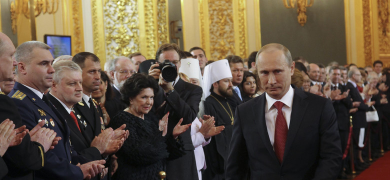 Flesz: Putin wraca na Kreml; przełom we Francji