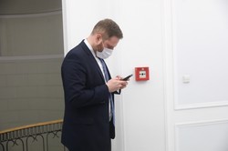 Sieć 5G utknęła w rządowych gabinetach