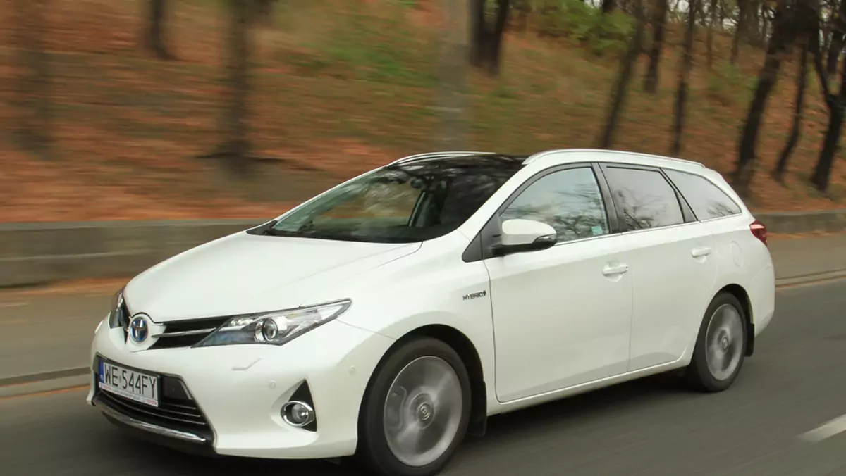 Toyota Auris Hybrid